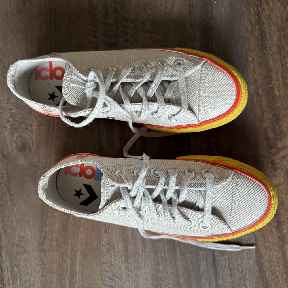 Converse - Picture 3 of 3